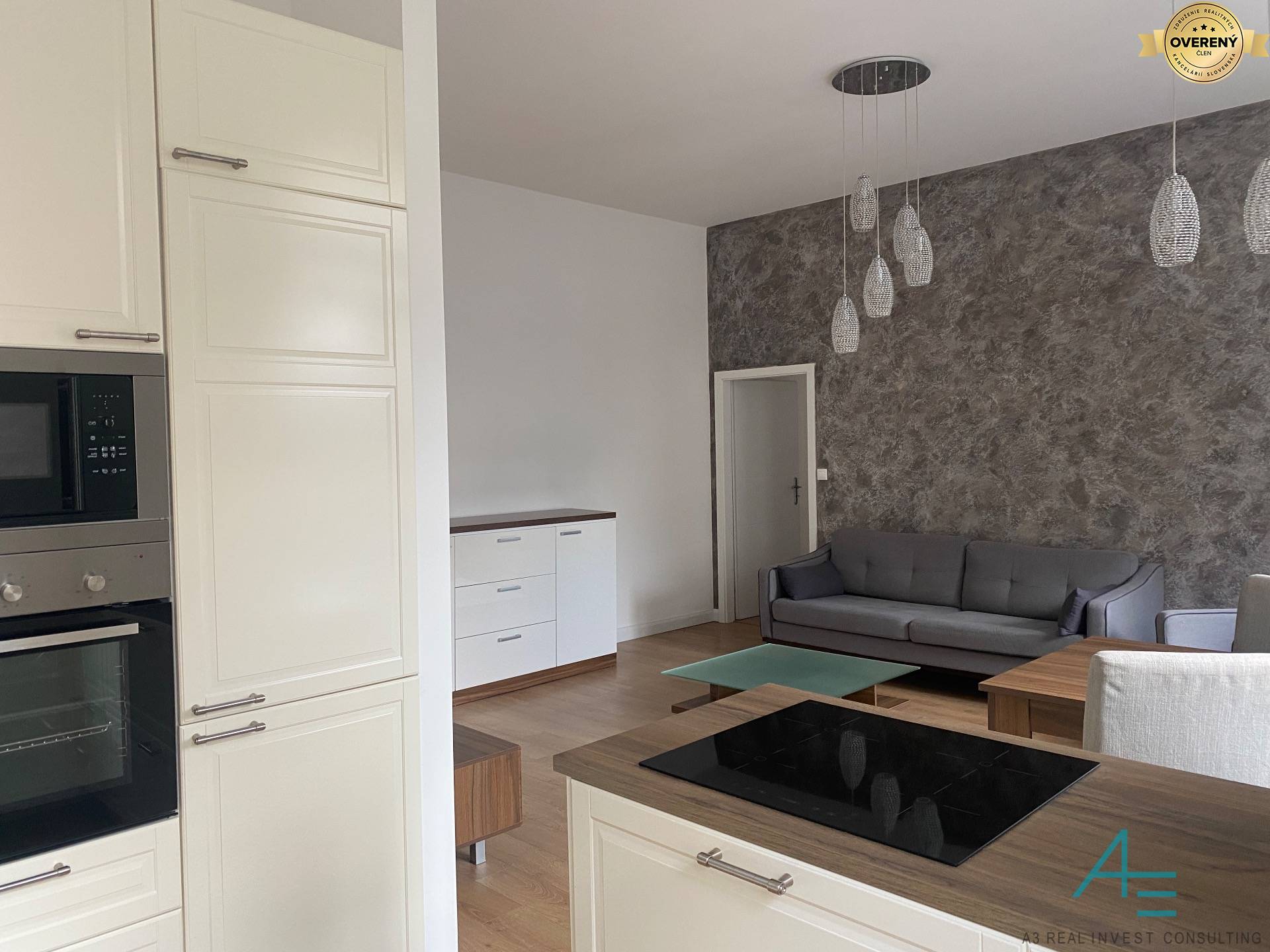 Chladnička s mrazni